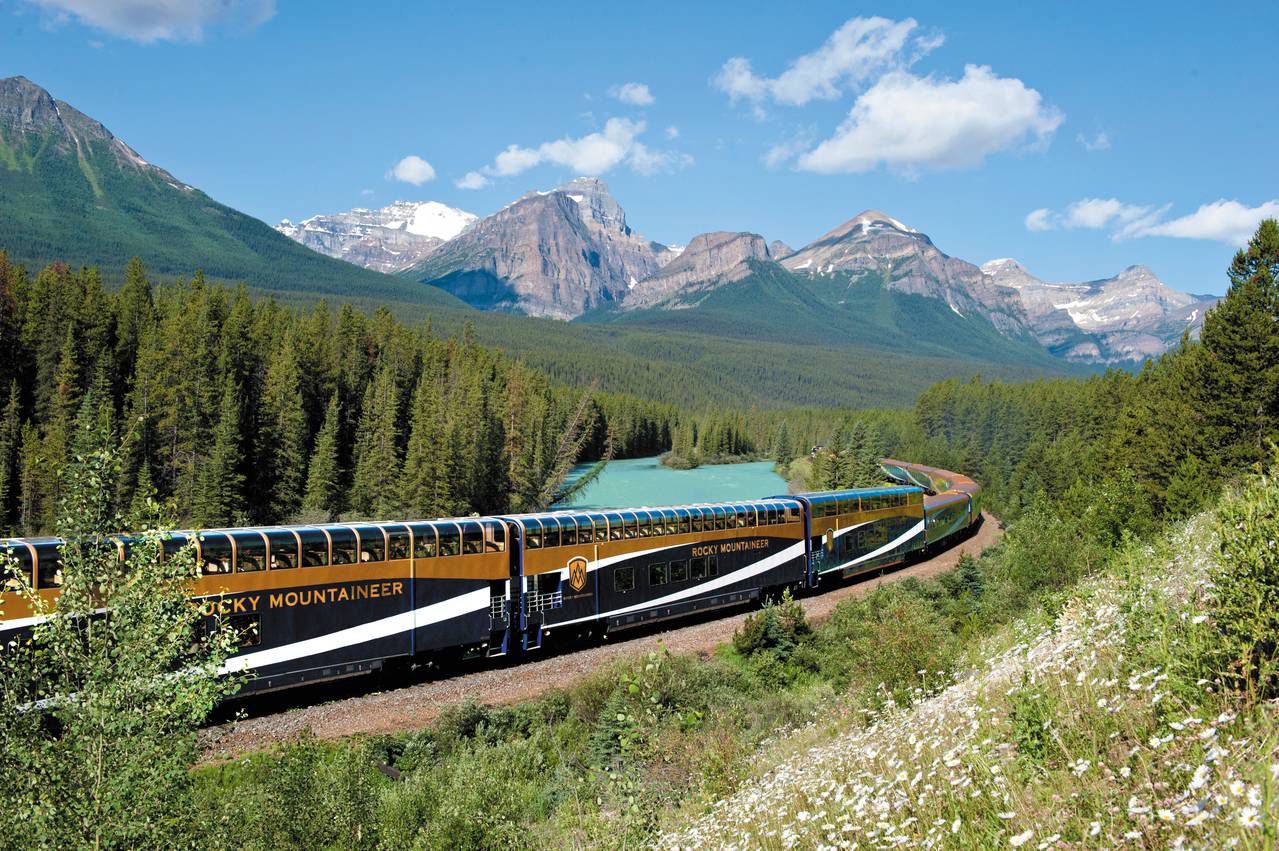 canadian rockies train trip banff
